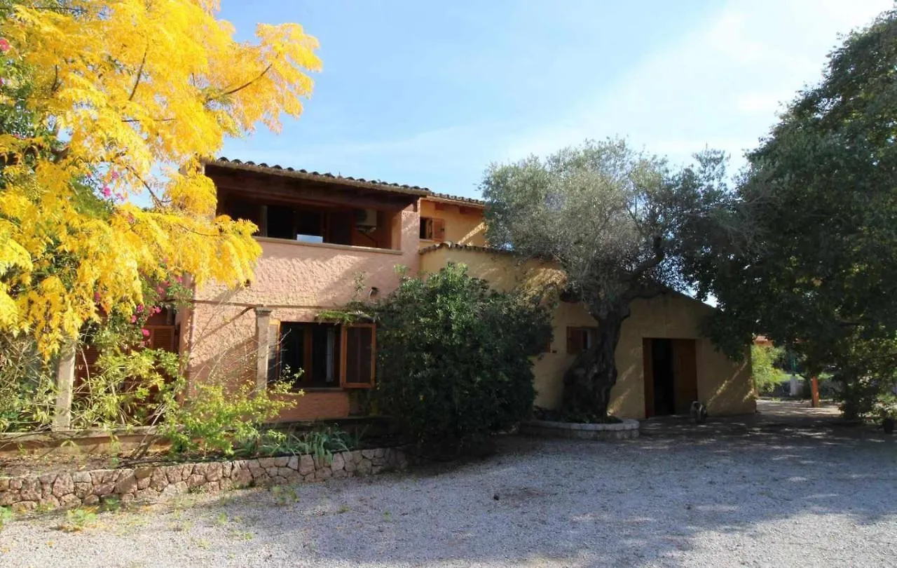 Holiday home Can Gato Den Vives Casa Para 4 Con Piscina Port de Pollenca